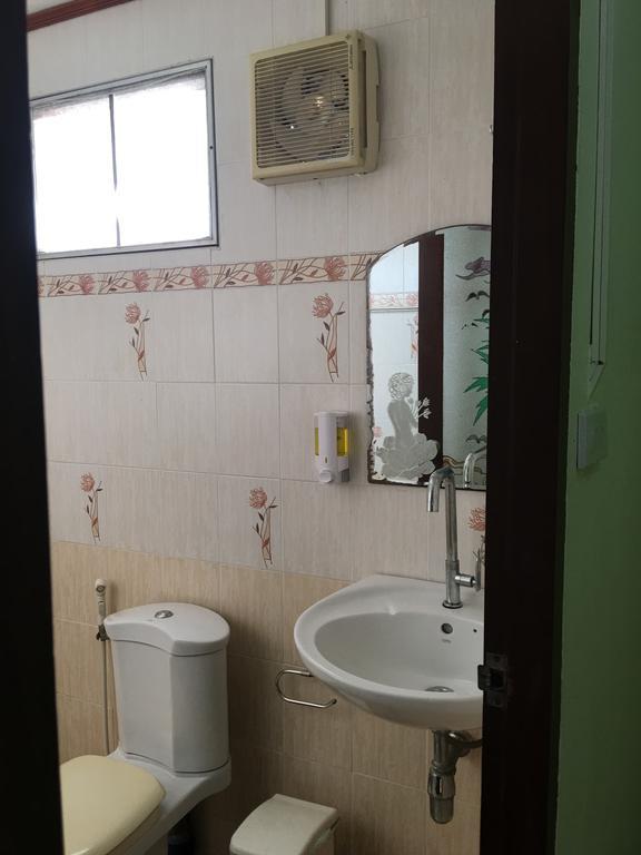 Balcony & Bedroom Rayong Luaran gambar